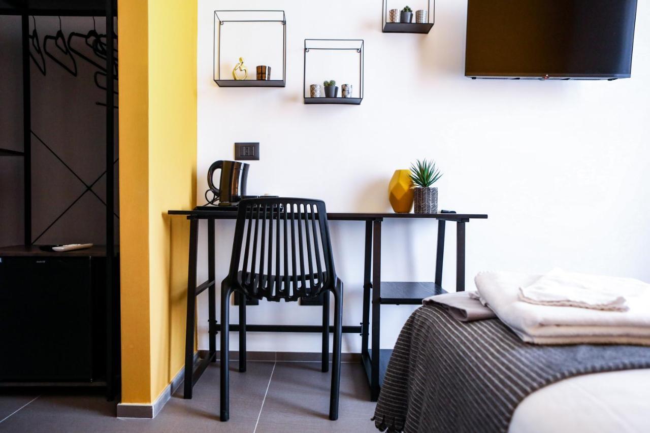 Bed and Breakfast Materdays 24 Napoli Esterno foto