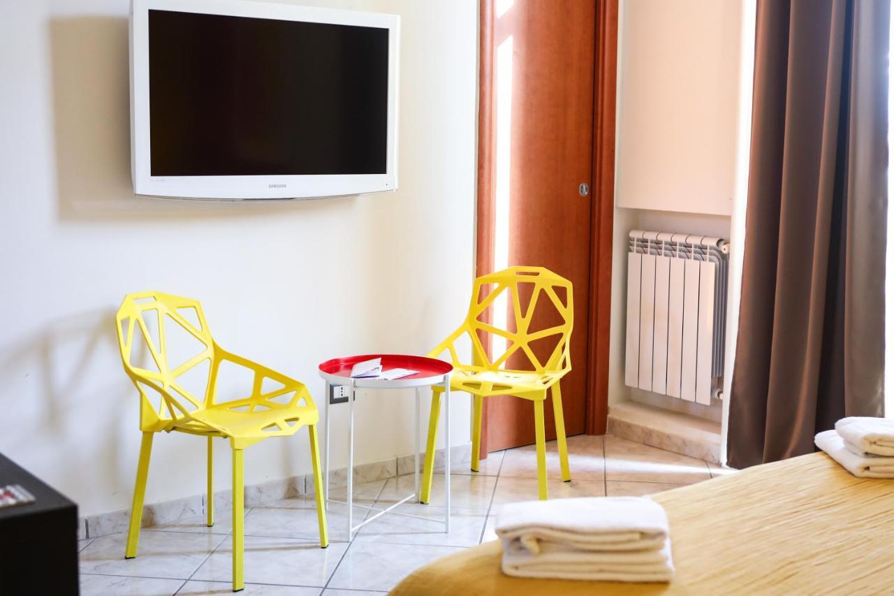 Bed and Breakfast Materdays 24 Napoli Esterno foto
