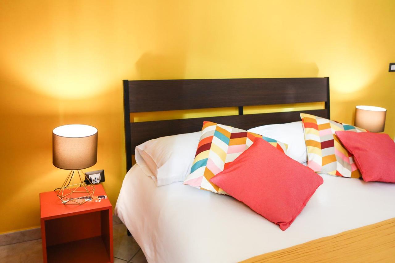 Bed and Breakfast Materdays 24 Napoli Esterno foto