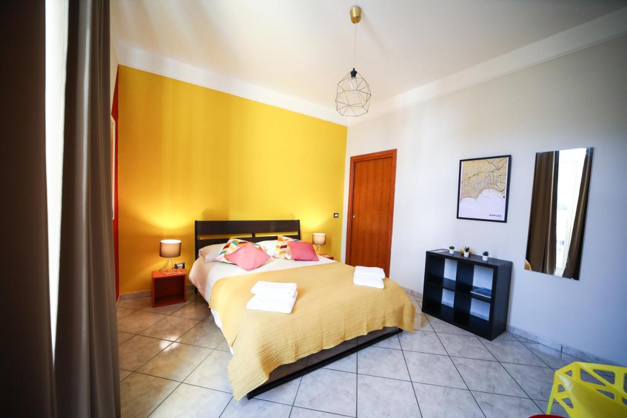 Bed and Breakfast Materdays 24 Napoli Esterno foto