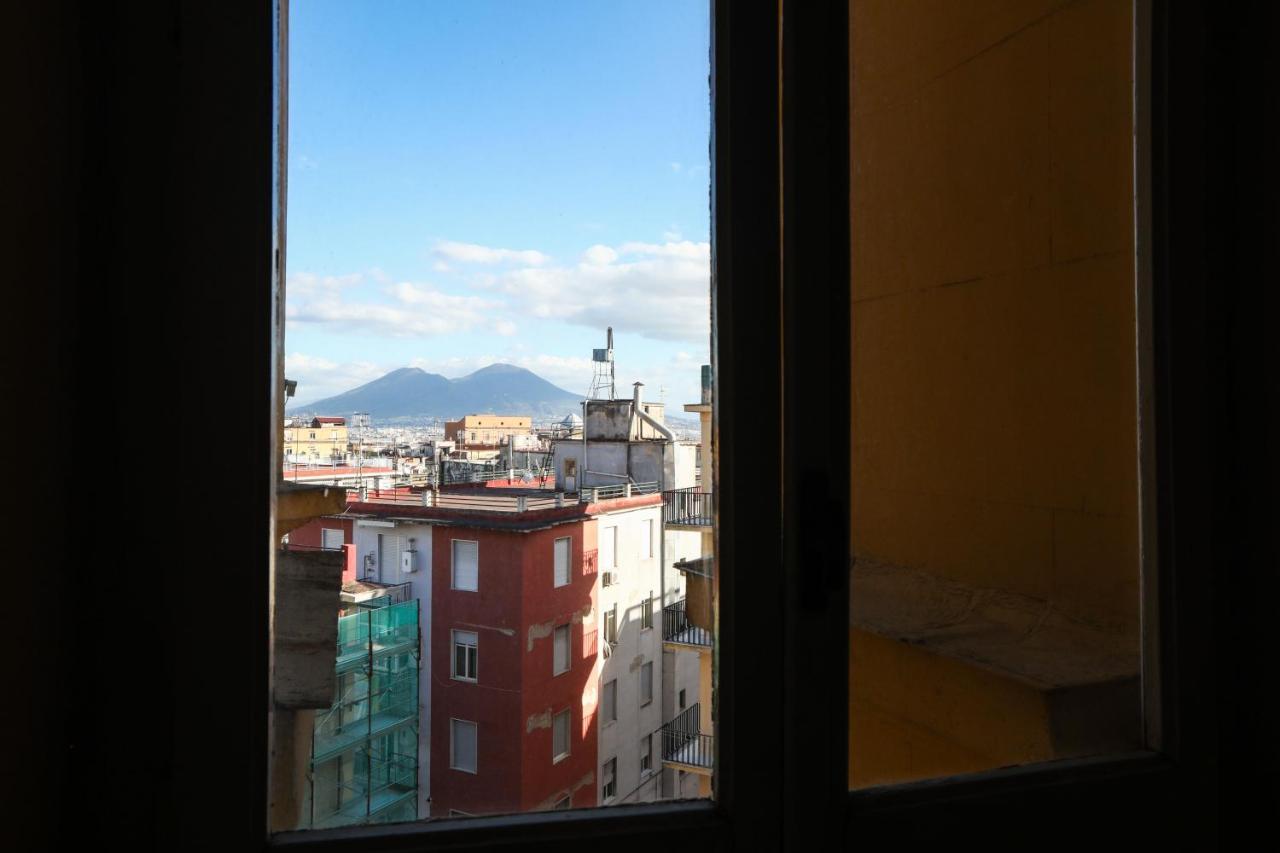 Bed and Breakfast Materdays 24 Napoli Esterno foto